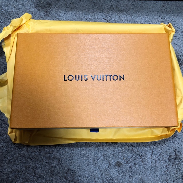 Amazonで買ったコピー品のVUITTON財布 (3)